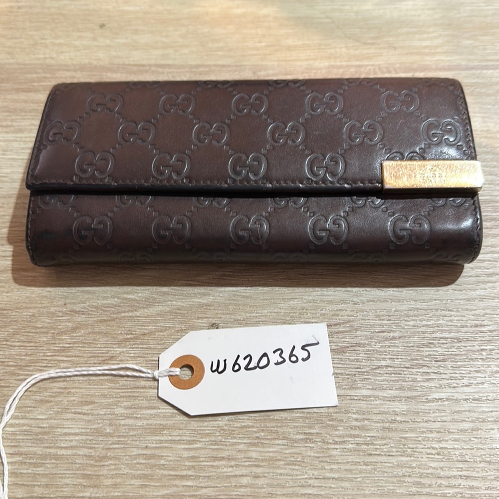 Gucci brown wallet
